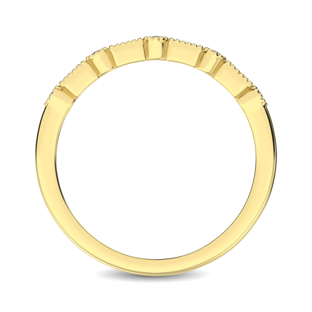 14K Yellow Gold 1/10 Ct.tw Round and Tapper Diamond Band Ring