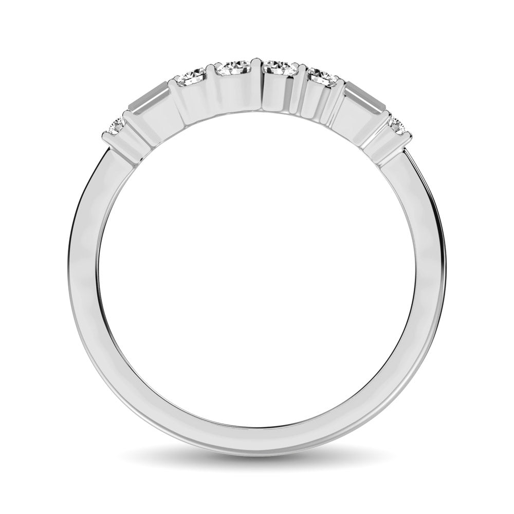14K White Gold 1/4 Ct.Tw. Diamond Band