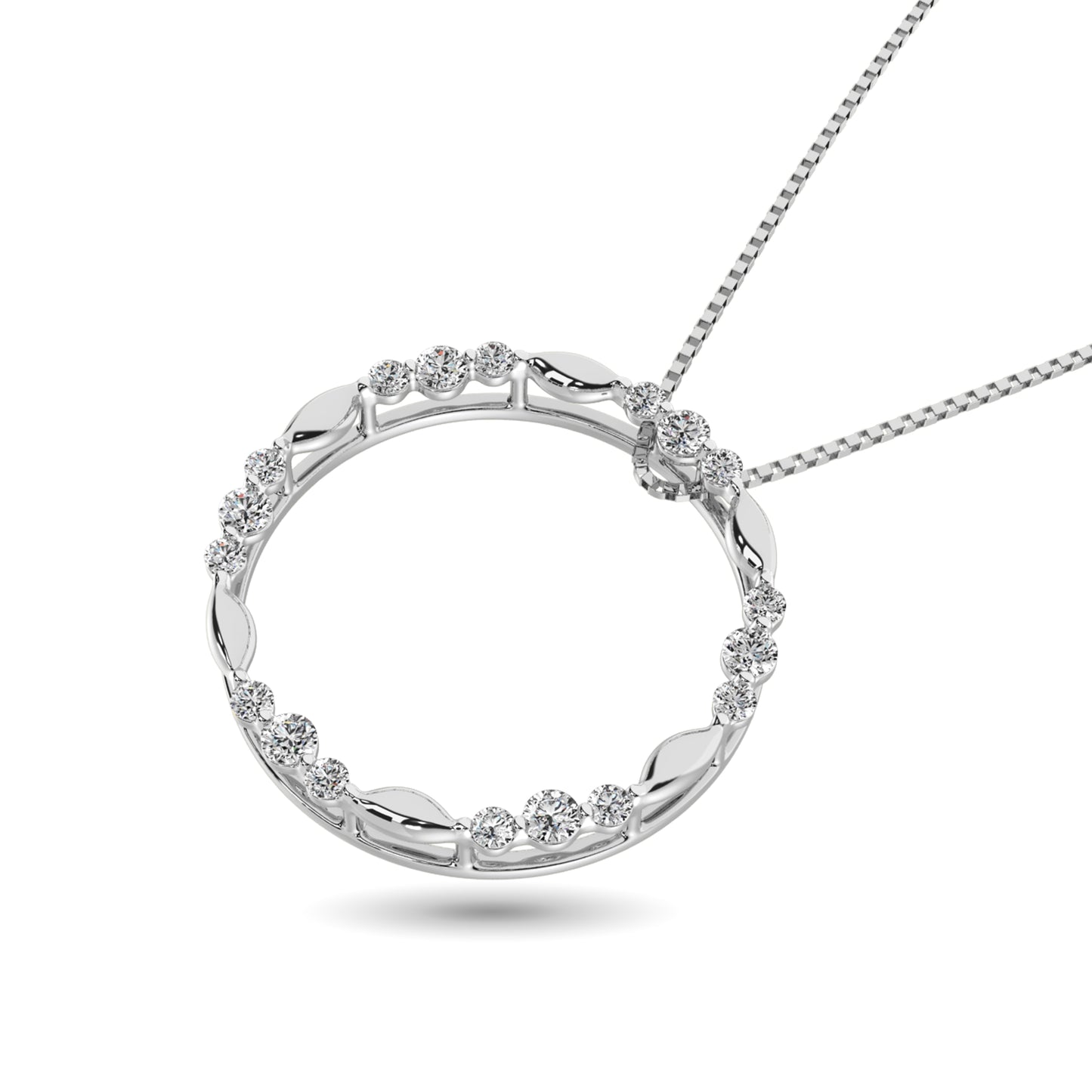 Diamond 1/4 Ct.tw Circle Pendant in 14K White Gold