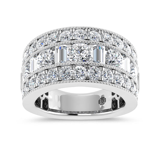 14K White Gold 3 1/8 Ct.Tw. Labgrown Diamond Round and Baguette Fashion Band